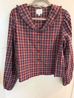 Things Between Collared Top sz. l -- never been worn!